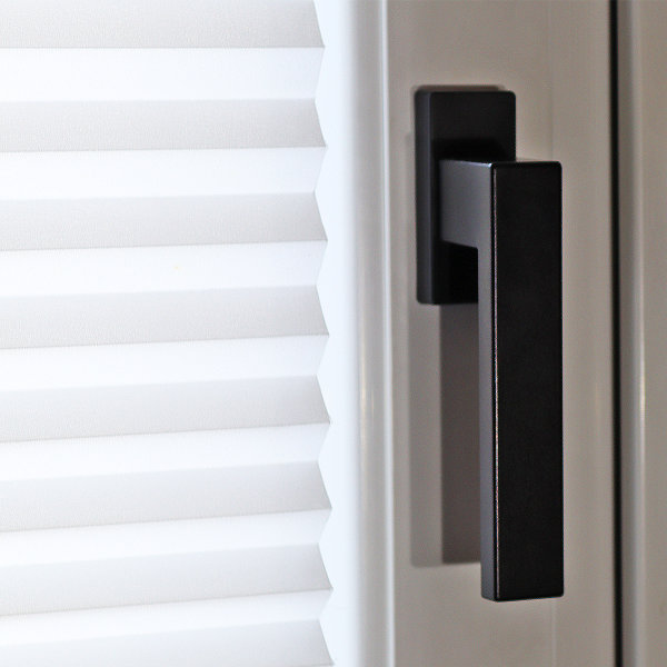 Aluminium Fenstergriff Schwarz exklusives Design 45° Rasterung Fensterklinke eckig